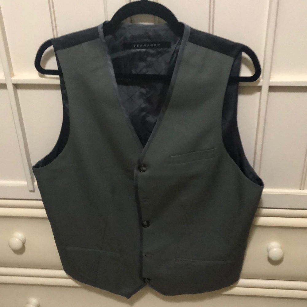 Men’s dress vest